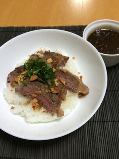 ステーキ丼オニオンソース☆-レシピのメイン写真