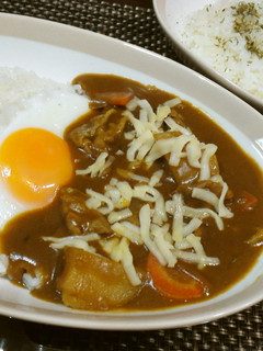 皆大好きカレー【目玉チーズカレー】-レシピのメイン写真