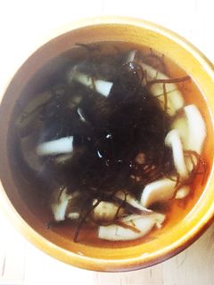 きのこともずくのお吸い物-レシピのメイン写真