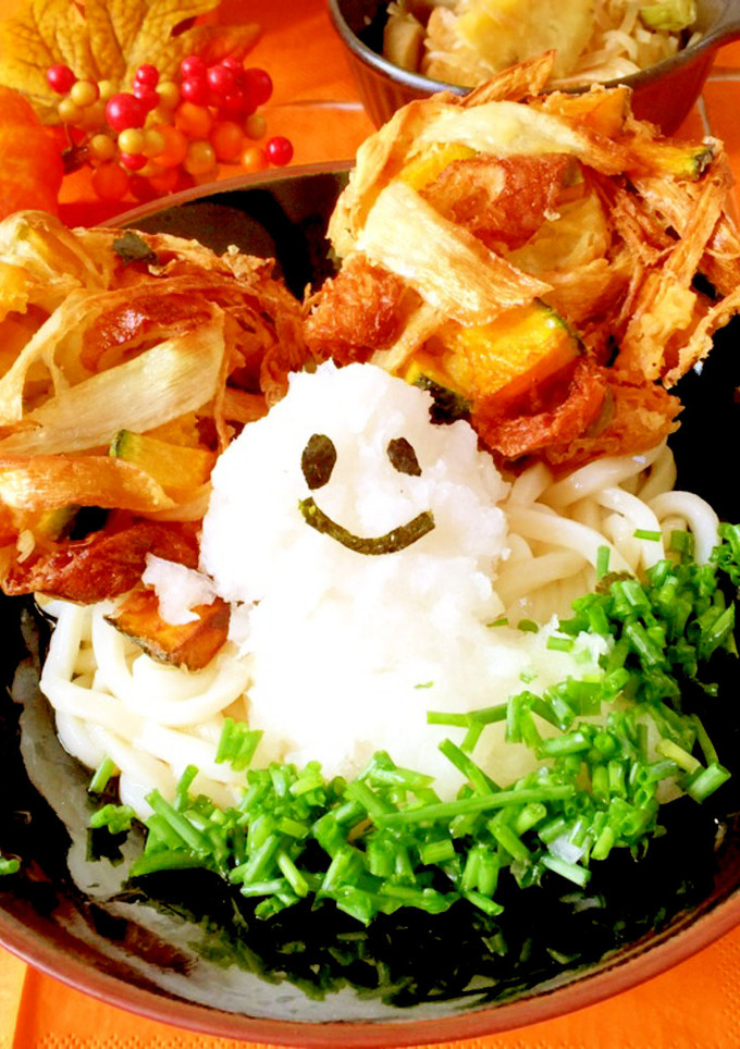 牛蒡と南瓜のかき揚げうどん♪ハロウィン-レシピのメイン写真