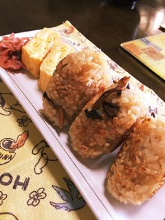 余った炊き込みご飯で焼きおにぎり♪-レシピのメイン写真