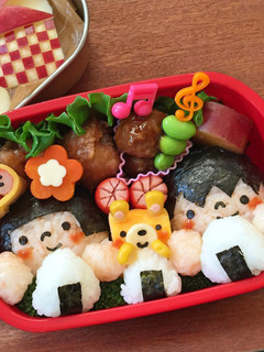 キャラ弁☆みんなでおにぎり♪遠足弁当☆-レシピのメイン写真