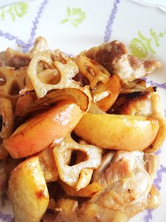 りんごとレンコン 鶏肉の甘辛炒め-レシピのメイン写真
