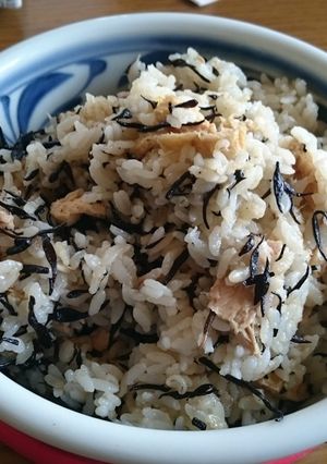 うどんあげ、で、ひじきご飯-レシピのメイン写真