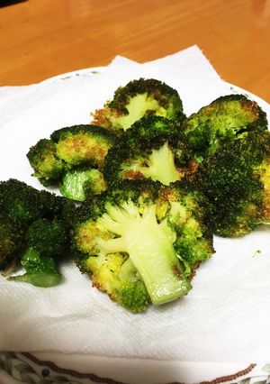ブロッコリーの素揚げ-レシピのメイン写真