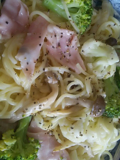 生ハムと野菜のクリームパスタ-レシピのメイン写真