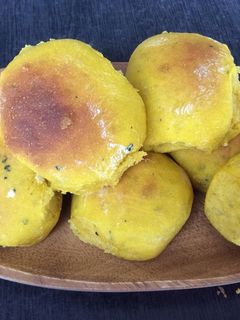 残ったカボチャ煮でふんわりカボチャパン-レシピのメイン写真