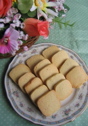 簡単！サクサク♪ ジャムクッキー☆　-レシピのメイン写真