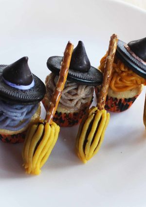 ＜ハロウィン＞魔女のカップケーキ ♪-レシピのメイン写真