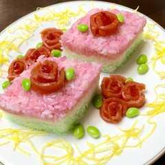 รูปของ ひな祭り♡ひし形ご飯♡