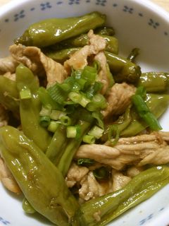 簡単!豚肉と ししとうの胡麻油で甘辛炒め-レシピのメイン写真