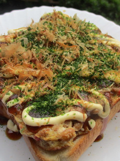 おひとりさまのお好み焼き風納豆トースト-レシピのメイン写真