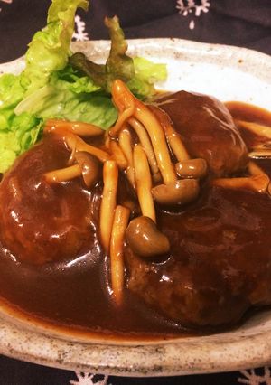 煮込みハンバーグのソース〈覚え書〉-レシピのメイン写真