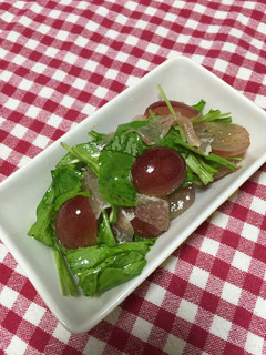 ぶどうと生ハムのサラダ-レシピのメイン写真