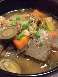 コンニャクと根野菜たっぷりの豚汁-レシピのメイン写真