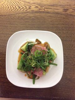 簡単おつまみマグロたたきとアボカド-レシピのメイン写真