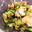 鶏肉と大根の葉のごま油炒め