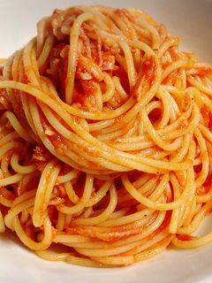 簡単刻みベーコンのトマトソーススパゲティ-レシピのメイン写真