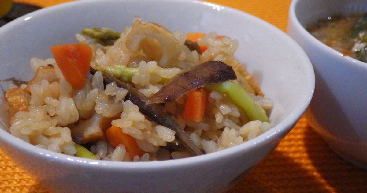 基本からアレンジまで!思わずつくりたくなる「簡単かやくご飯」のレシピ集 | クックパッド