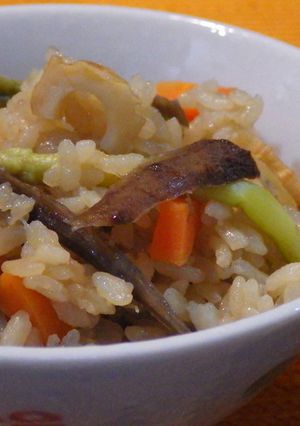 冷蔵庫にあるもので　簡単かやくご飯-レシピのメイン写真