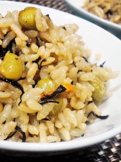 簡単★白だしで【枝豆入り炊き込みご飯】♪-レシピのメイン写真