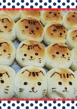ちぎりパン(猫)ふんわりカルピス風味♪-レシピのメイン写真