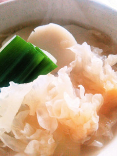 薬膳白きくらげと里芋のうるるんスープ-レシピのメイン写真