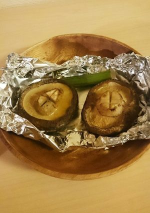 秋です。大きな椎茸のバター焼き-レシピのメイン写真