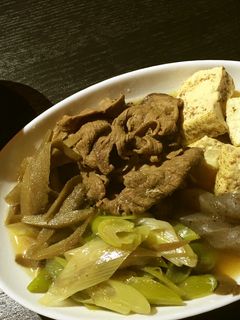 ご飯が進む!すき焼風ごぼうと肉豆腐-レシピのメイン写真