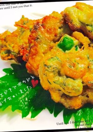 冷凍エビをアボカドと唐揚げちゃいました✿-レシピのメイン写真