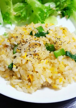 簡単♦ウェイパー(味覇)で♦ネギ炒飯-レシピのメイン写真