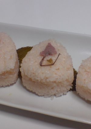 桜にぎり-レシピのメイン写真