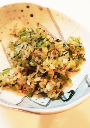 卵アレルギーにもオススメ！大根葉の炒飯-レシピのメイン写真