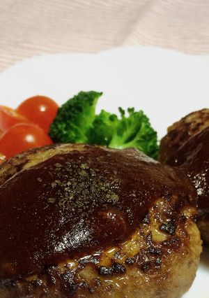 失敗なし!ジューシーハンバーグ-レシピのメイン写真