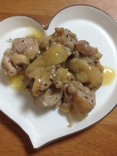 簡単!鶏肉のハーブ焼き 白ワインソース-レシピのメイン写真