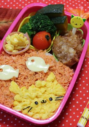 デコ弁♡玉子そぼろでネコちゃん弁当-レシピのメイン写真