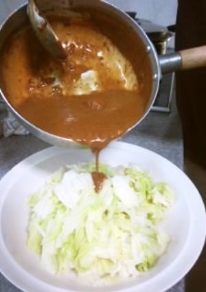 キャベツにカレーをかけてみた、超美味！-レシピのメイン写真