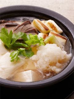 寒ブリ・焼ねぎ・豆腐・お餅の4点みぞれ鍋-レシピのメイン写真