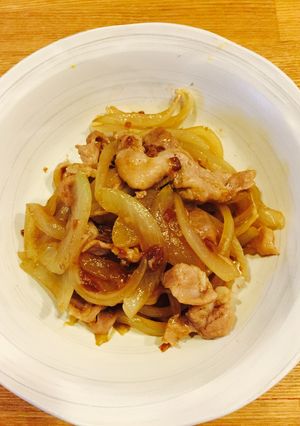 玉ねぎと豚肉の醤油麹蒸し煮-レシピのメイン写真