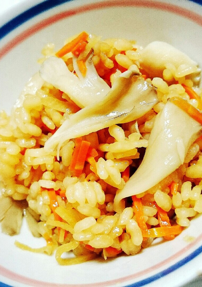 簡単☆舞茸と生姜の炊き込みご飯-レシピのメイン写真