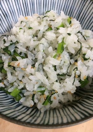 朝食お握りに♪ 蕪菜飯 … 保存も-レシピのメイン写真