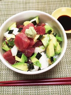 アボカドマグロ丼-レシピのメイン写真