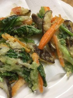 かき揚げ(カブの葉・しいたけ・にんじん)-レシピのメイン写真