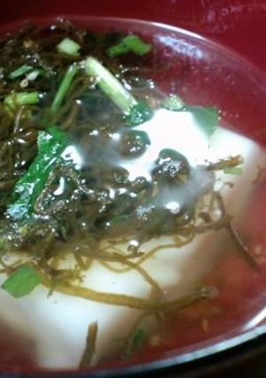 簡単♪楽々♪おもち入りもずくスープ-レシピのメイン写真
