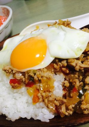 難しい調味料は不要!「ガパオ風ご飯」-レシピのメイン写真