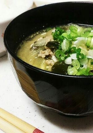 具だくさん!ゴマ豚味噌汁-レシピのメイン写真