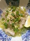 簡単！ 豚ヒレ肉のレンジ蒸しネギ塩餡掛け