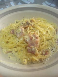某パスタ店「J」風カルボナーラ by むぅだじょ 【クックパッド
