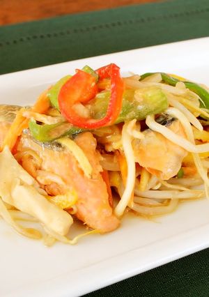 レンジで秋鮭ともやしのチャンチャン焼き風-レシピのメイン写真