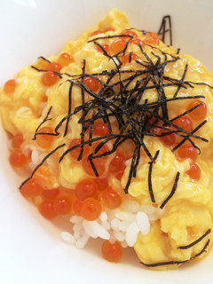 ひとりごはん*5分でとろりいくらたま丼-レシピのメイン写真